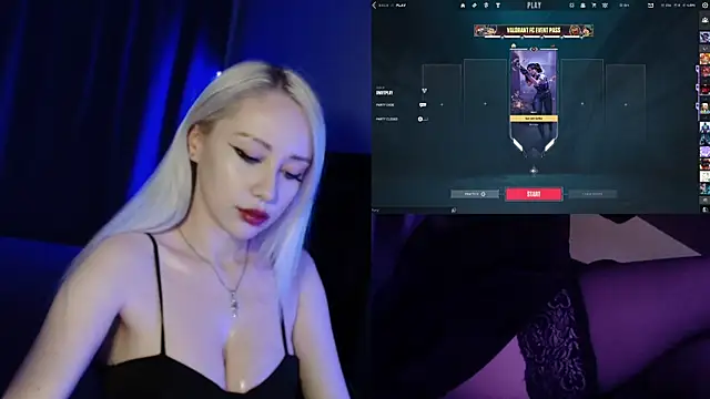 Snapshot of roxxyrowe chatting on July 2026 08:55:02 PM roxxyrowe online show from July 2026 08:55:02 PM