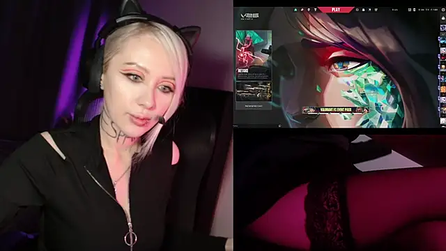 Snapshot of roxxyrowe chatting on July 2026 07:28:01 PM roxxyrowe online show from July 2026 07:28:01 PM