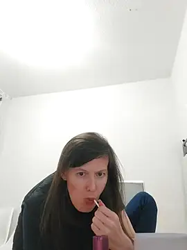 Snapshot of _COVID-19_ chatting on June 2026 08:31:02 PM COVID-19 online show from June 2026 08:31:02 PM