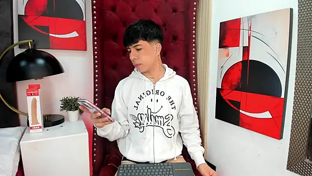 Mathyw Mont online show from June 2026 03:55:02 AM
