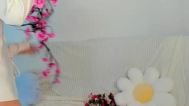 Snapshot of mimi_cutee chatting on July 2026 03:15:02 AM mimi cutee online show from July 2026 03:15:02 AM