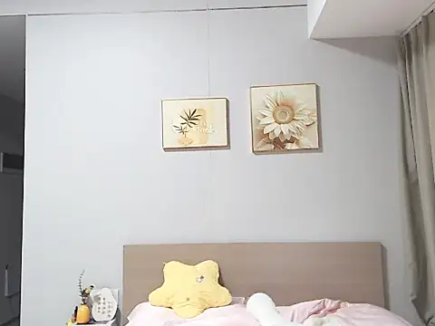 Snapshot of lucky-xiaolu chatting on June 2026 07:10:01 AM lucky-xiaolu online show from June 2026 07:10:01 AM