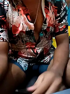 Snapshot of Lawrencedlkk007 chatting on March 2025 09:18:02 PM Lawrencedlkk007 online show from March 2025 09:18:02 PM