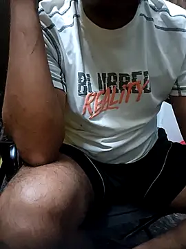 Snapshot of Lawrencedlkk007 chatting on February 2026 04:14:02 PM Lawrencedlkk007 online show from February 2026 04:14:02 PM