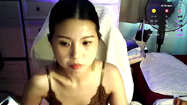 Snapshot of urgrl_portia chatting on July 2026 10:18:02 AM urgrl portia online show from July 2026 10:18:02 AM