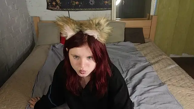 Snapshot of Fox__Cute chatting on July 2026 01:04:02 AM Fox Cute online show from July 2026 01:04:02 AM