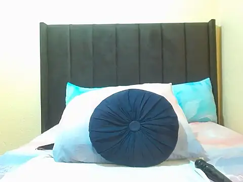 NaughtyLuux12 online show from June 2026 05:45:02 PM