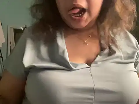 Snapshot of ayendrila_2 chatting on July 2026 01:04:02 PM ayendrila 2 online show from July 2026 01:04:02 PM