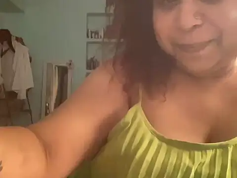 Snapshot of ayendrila_2 chatting on July 2026 10:43:02 AM ayendrila 2 online show from July 2026 10:43:02 AM