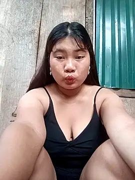 Snapshot of Emelyzz chatting on June 2026 10:12:02 AM Emelyzz online show from June 2026 10:12:02 AM