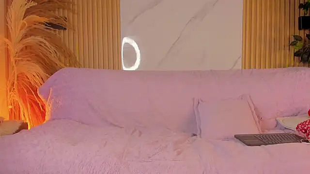 Snapshot of im_ethan_ chatting on July 2026 11:35:01 AM im ethan online show from July 2026 11:35:01 AM
