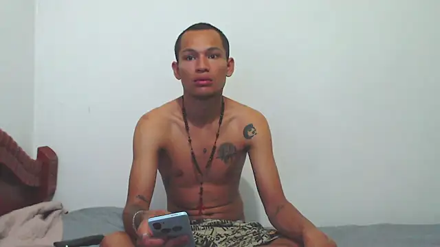 Snapshot of DimonDaniel chatting on June 2026 04:30:02 PM DimonDaniel online show from June 2026 04:30:02 PM