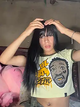 Snapshot of lady_Tayron chatting on June 2026 05:12:02 AM lady Tayron online show from June 2026 05:12:02 AM