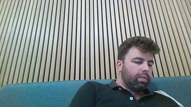 Snapshot of Mattidadi chatting on June 2026 05:01:02 PM Mattidadi online show from June 2026 05:01:02 PM