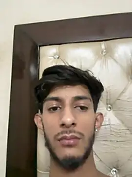 Snapshot of ronnnnn718 chatting on July 2026 10:32:02 AM ronnnnn718 online show from July 2026 10:32:02 AM