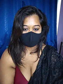 Snapshot of beauty_lisa- chatting on June 2026 06:12:01 AM beauty lisa- online show from June 2026 06:12:01 AM