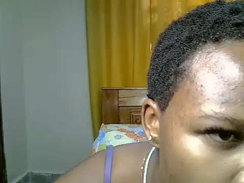 Snapshot of Blaqlova chatting on July 2026 06:18:01 AM Blaqlova online show from July 2026 06:18:01 AM