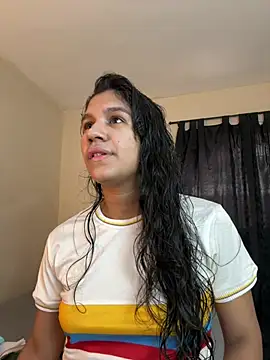 Veronica M online show from June 2026 06:13:02 PM