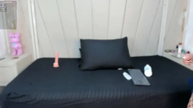 Snapshot of Celeste_Voughn chatting on June 2026 03:53:01 AM Celeste Voughn online show from June 2026 03:53:01 AM