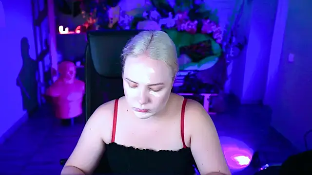 stellawatts online show from July 2026 12:09:01 PM