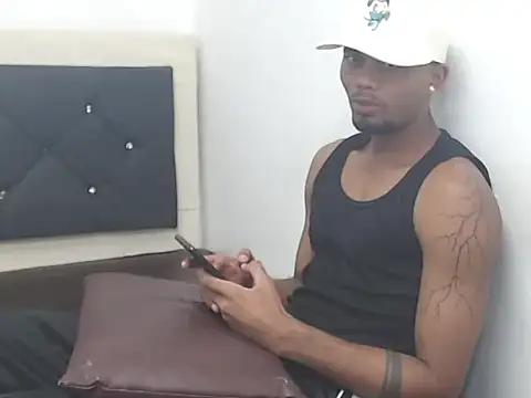 Snapshot of blazertr chatting on June 2026 01:52:02 AM blazertr online show from June 2026 01:52:02 AM