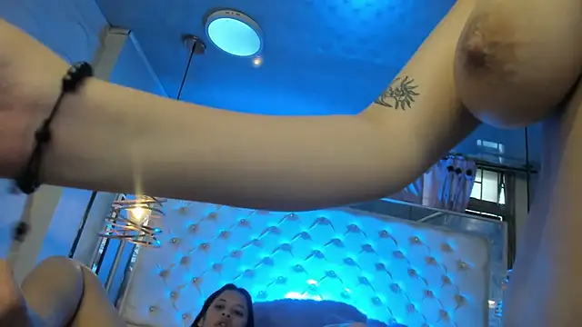 Tifanny-Val online show from July 2026 12:31:01 PM