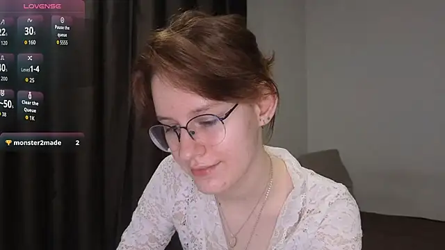 Snapshot of PliantMissus chatting on June 2026 06:29:02 PM PliantMissus online show from June 2026 06:29:02 PM