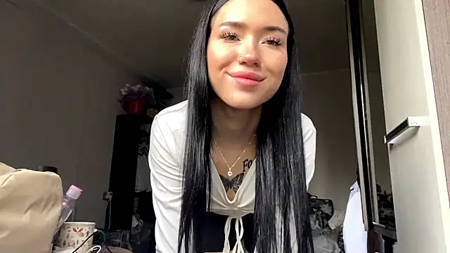 SixtaAmores online show from June 2026 01:13:01 PM