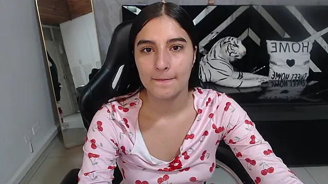 nyx kitty a online show from July 2026 01:36:02 PM