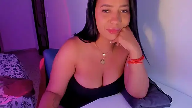 Snapshot of NicolePasqualott chatting on July 2026 07:38:01 PM NicolePasqualott online show from July 2026 07:38:01 PM