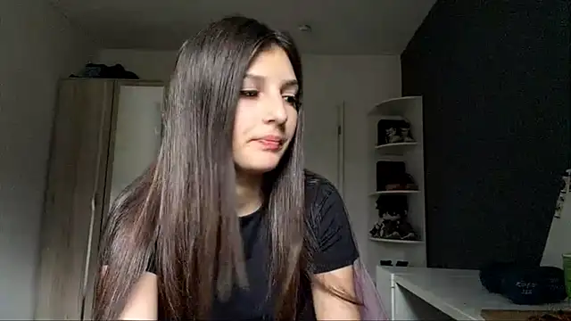 SpanishRooter online show from July 2026 06:51:01 AM