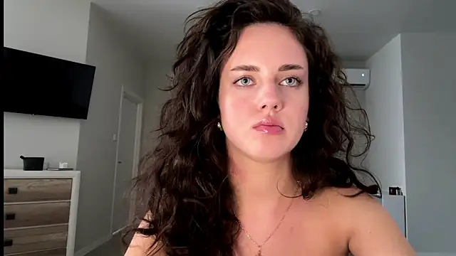 Snapshot of A_Milly chatting on July 2026 01:15:01 PM A Milly online show from July 2026 01:15:01 PM