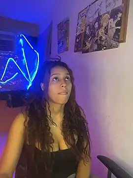 Snapshot of lunauzumaki chatting on June 2026 10:03:02 PM lunauzumaki online show from June 2026 10:03:02 PM