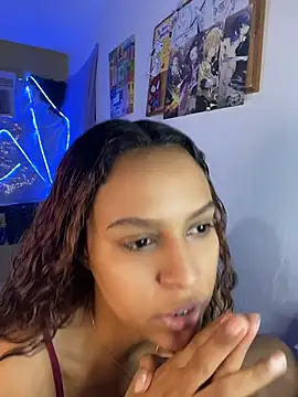 Snapshot of lunauzumaki chatting on July 2026 07:42:01 PM lunauzumaki online show from July 2026 07:42:01 PM