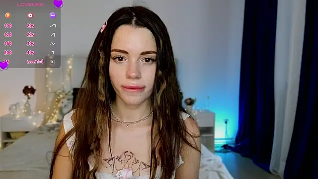 Snapshot of Little_cuti1e chatting on July 2026 07:34:02 AM Little cuti1e online show from July 2026 07:34:02 AM