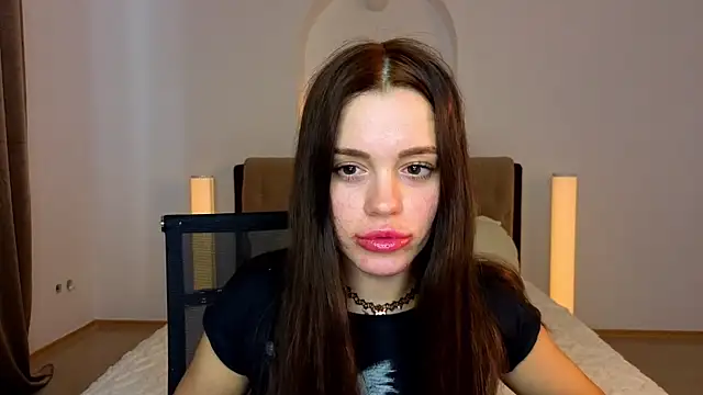Snapshot of Little_cuti1e chatting on July 2026 09:18:01 AM Little cuti1e online show from July 2026 09:18:01 AM