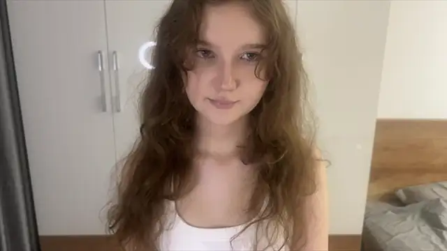 Snapshot of Ela_Wish chatting on June 2026 07:18:01 PM Ela Wish online show from June 2026 07:18:01 PM