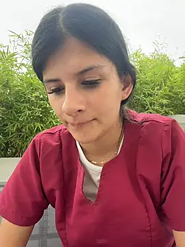 Mia Alanna online show from July 2026 05:26:02 PM