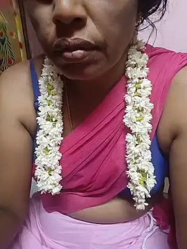 Snapshot of Tamilsexy35 chatting on July 2026 07:16:01 PM Tamilsexy35 online show from July 2026 07:16:01 PM