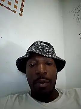 Snapshot of eljefeg718 chatting on June 2026 06:10:02 PM eljefeg718 online show from June 2026 06:10:02 PM