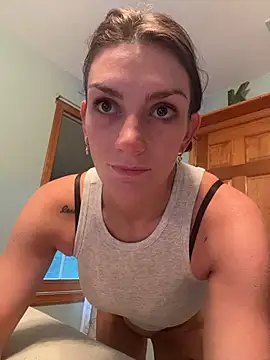 cherrybomb23  online show from August 2026 10:56:01 PM
