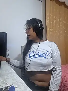 sophiagomezx online show from July 2026 03:01:01 AM