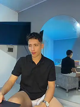 Snapshot of SantiLux_ chatting on July 2026 11:50:02 PM SantiLux online show from July 2026 11:50:02 PM