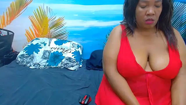 Snapshot of CURVYELEGANCExxx chatting on July 2026 12:18:02 PM CURVYELEGANCExxx online show from July 2026 12:18:02 PM