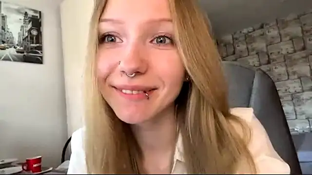 Snapshot of BivalentFalloff chatting on July 2026 04:17:02 AM BivalentFalloff online show from July 2026 04:17:02 AM