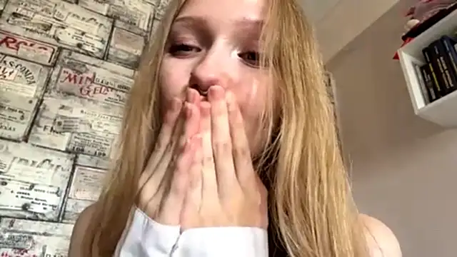 Snapshot of BivalentFalloff chatting on July 2026 10:21:02 AM BivalentFalloff online show from July 2026 10:21:02 AM
