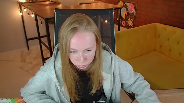 Snapshot of BellaRosewood chatting on June 2026 05:24:01 AM BellaRosewood online show from June 2026 05:24:01 AM