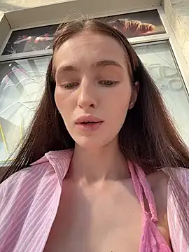 Snapshot of -missbehaving- chatting on July 2026 01:58:01 PM -missbehaving- online show from July 2026 01:58:01 PM