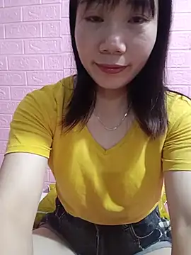 Snapshot of Em_xinh05 chatting on July 2026 02:25:02 PM Em xinh05 online show from July 2026 02:25:02 PM