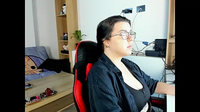 Meloh Molly online show from July 2026 02:51:01 AM